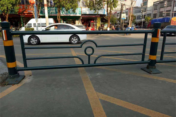 花式道路护栏