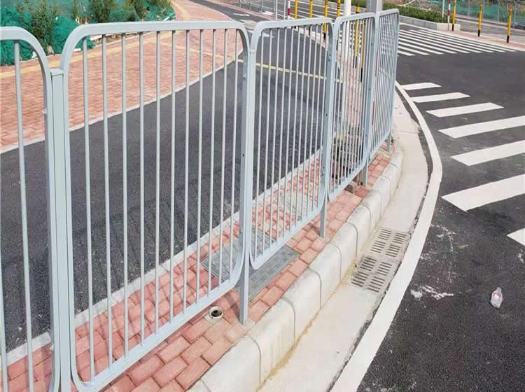 临漳港式道路护栏
